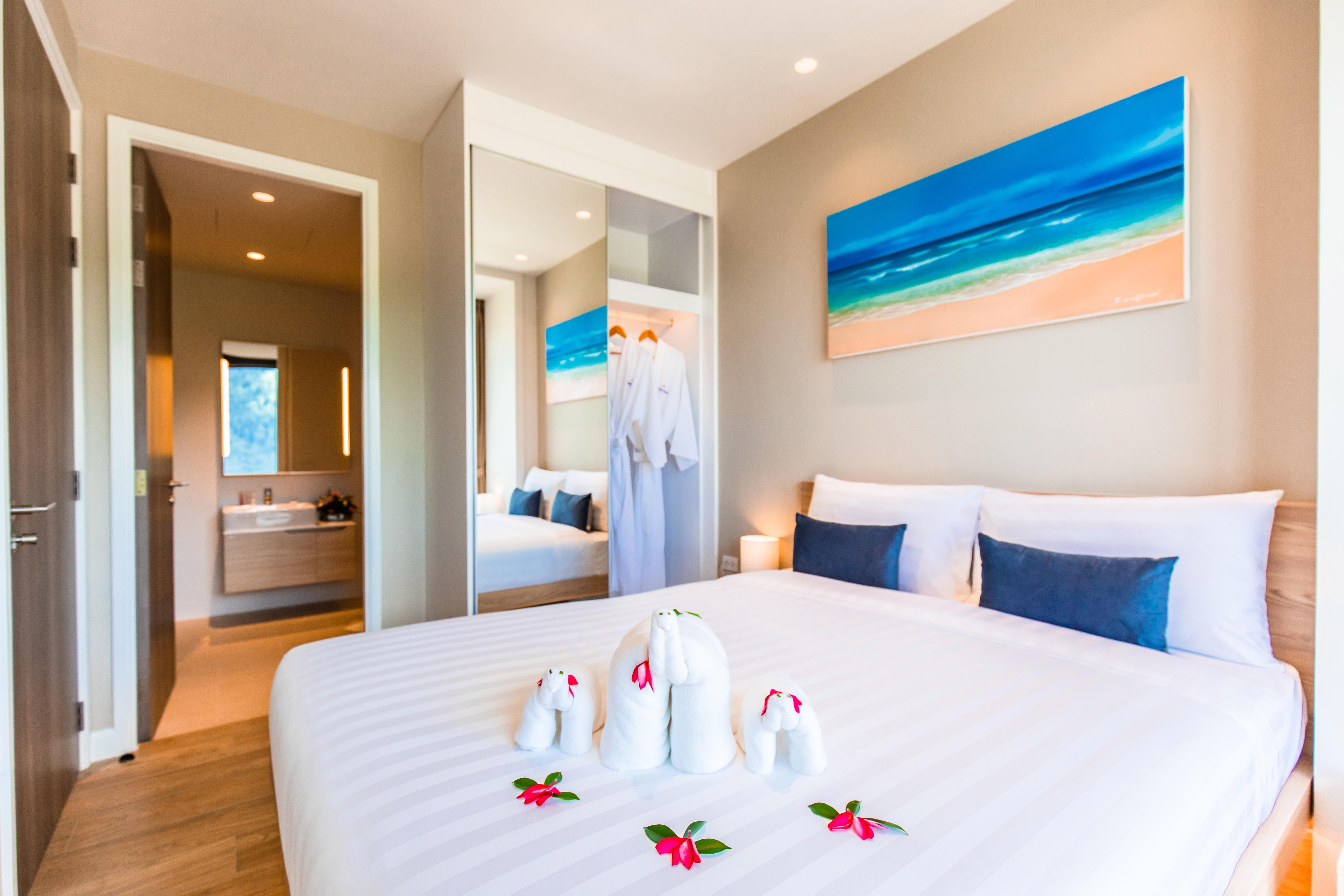 Diamond Resort Phuket Official Account Pantai Bang Tao Bagian luar foto