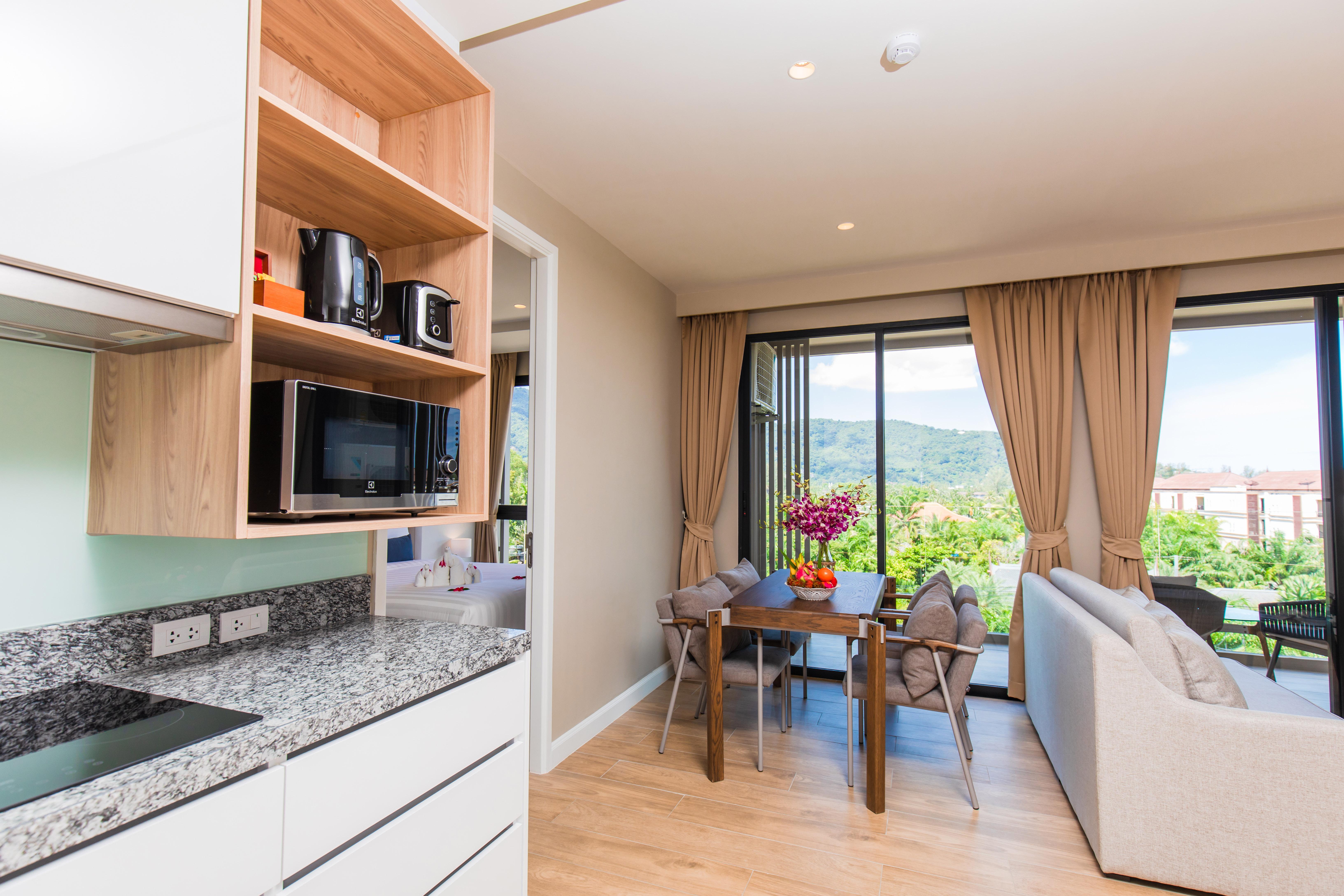 Diamond Resort Phuket Official Account Pantai Bang Tao Bagian luar foto