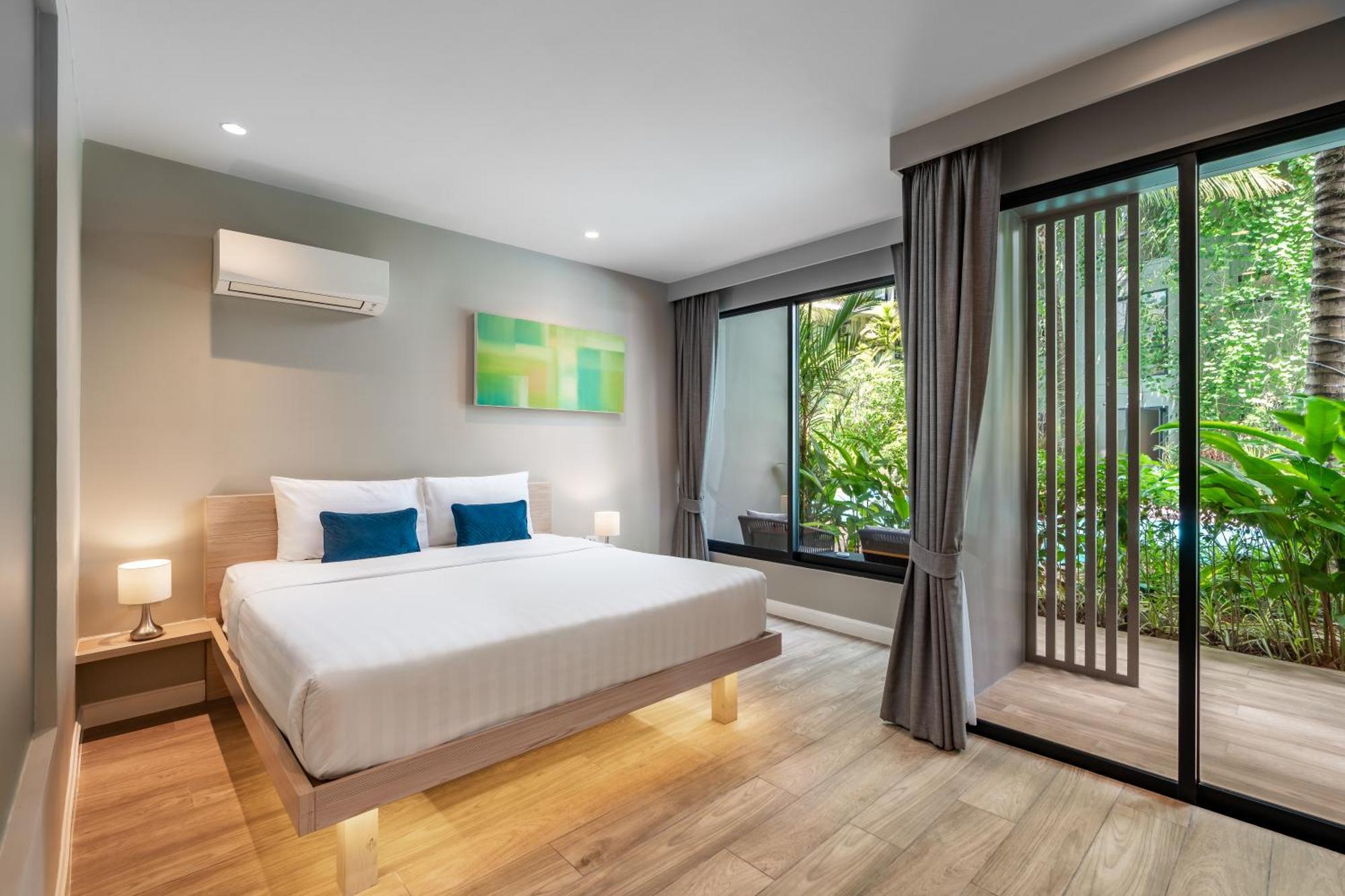 Diamond Resort Phuket Official Account Pantai Bang Tao Bagian luar foto