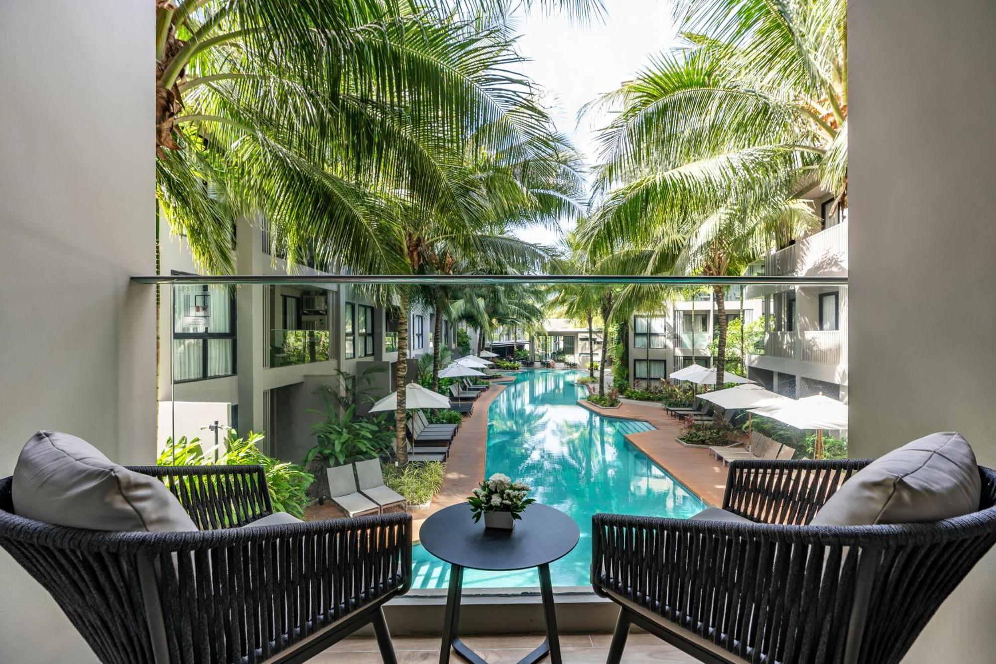 Diamond Resort Phuket Official Account Pantai Bang Tao Bagian luar foto