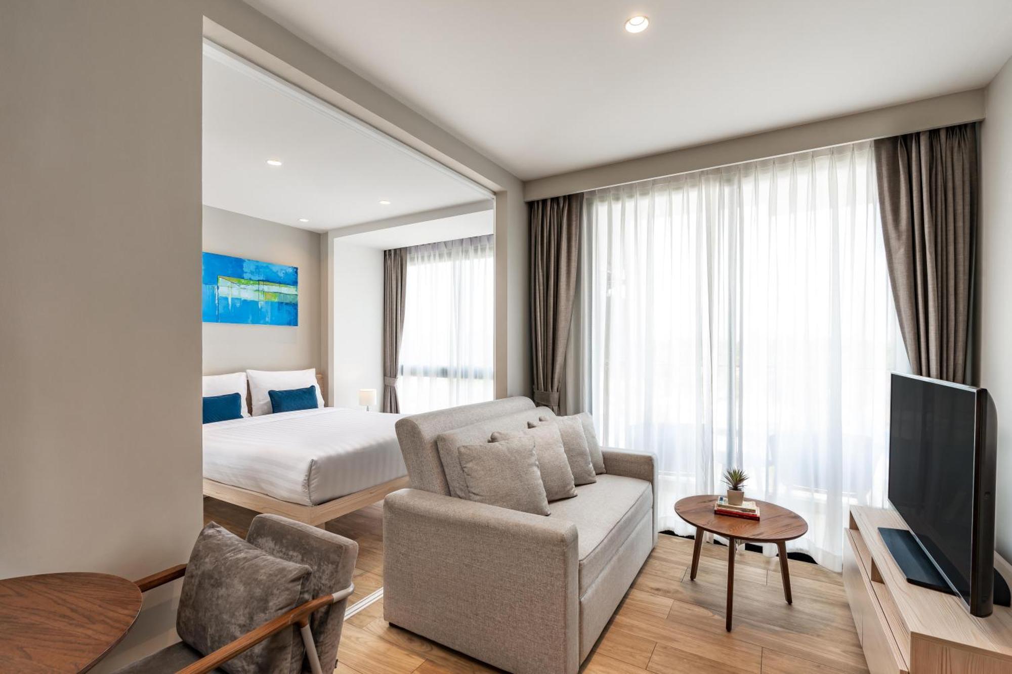 Diamond Resort Phuket Official Account Pantai Bang Tao Bagian luar foto