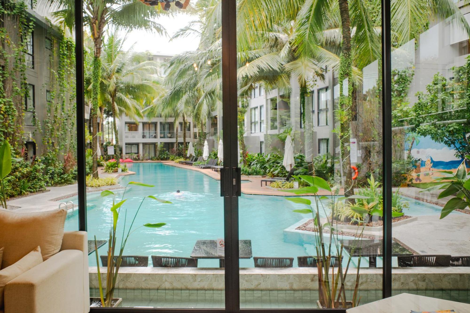 Diamond Resort Phuket Official Account Pantai Bang Tao Bagian luar foto