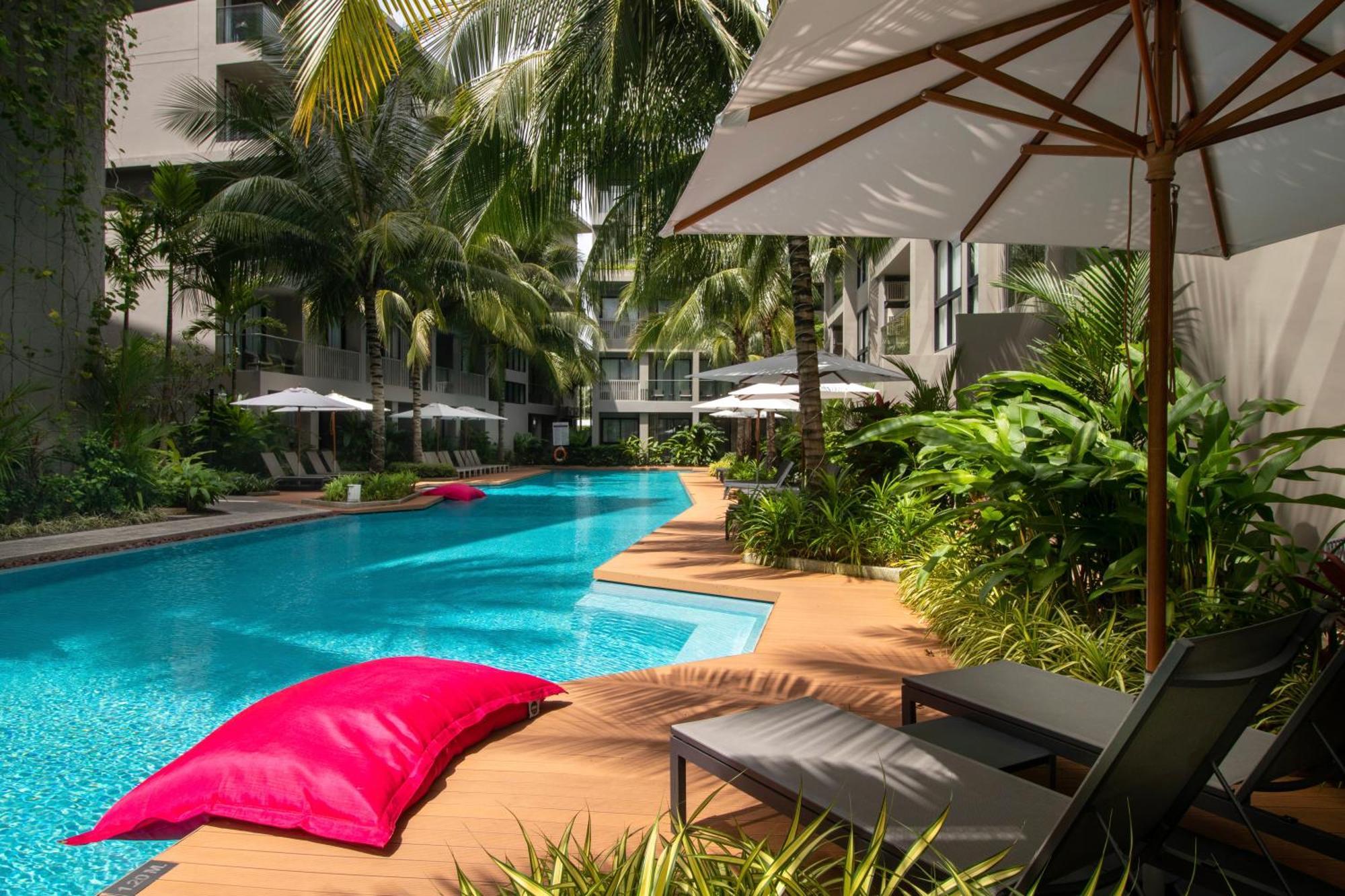 Diamond Resort Phuket Official Account Pantai Bang Tao Bagian luar foto