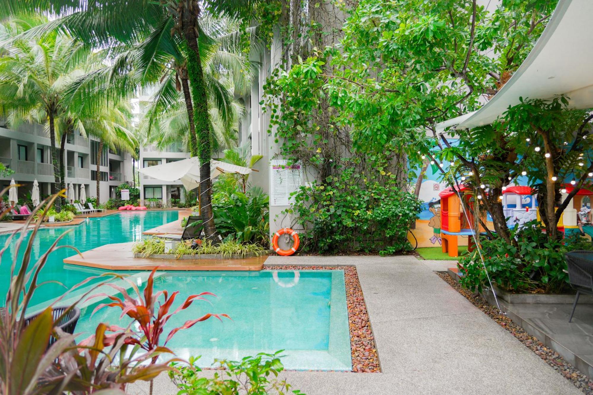 Diamond Resort Phuket Official Account Pantai Bang Tao Bagian luar foto